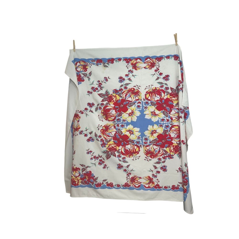 Vintage 1950’s Cotton Vibrant Multicolor Tablecloth Cottagecore Red Square - Picture 2 of 6